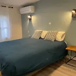 Moulin 1- Arenes Romaines - Centre - Wifi - Tv Connectee * Μπεζιέ