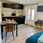 Διαμέρισμα Moulin 1- Arenes Romaines - Centre - Wifi - Tv Connectee Μπεζιέ