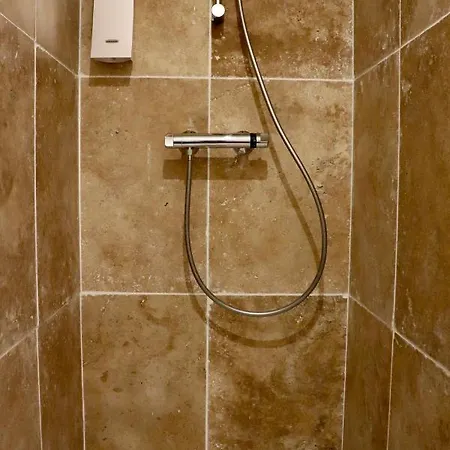 Appartement Moulin 1- Arenes Romaines - Centre - Wifi - Tv Connectee Béziers